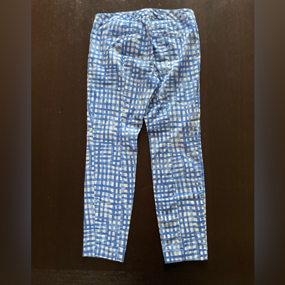Lily Pulitzer size 8 blue and white pants - Picture 2 of 4